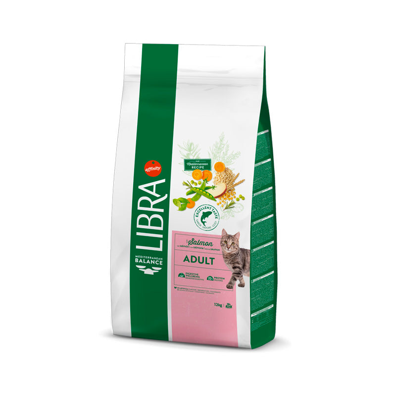 Libra amb salmó pinso per a gats